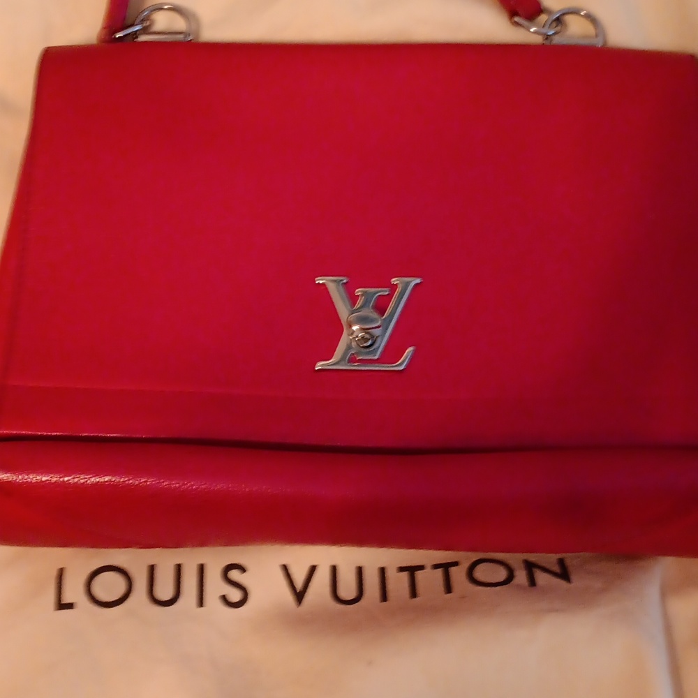 Louis Vuitton LV Lockme II Handbag Shoulder Bag